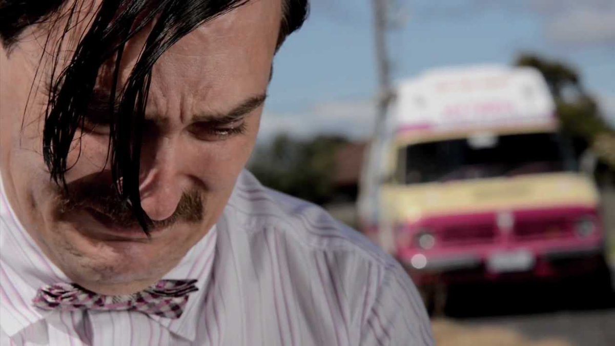 AngusKohm's tweet image. #LateNightLowBudgetHorrorMovie

Chocolate Strawberry Vanilla (2014) by #StuartSimpson

A black comedy about a lonely ice-cream van driver, Warren Thompson, and his unhealthy obsession with television soap starlet, Katey George.

"The Ice Cream Man Is Coming"

#Horror #Comedy