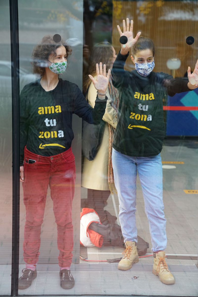 xarxaclimatica's tweet photo. Us tornem la vostra comanda. No volem promoure la desaparició del petit comerç local i de proximitat que el creixement d'empreses com Amazon ha produït. @amazon #consumimprecarietat  #boycotblackfriday #dramazon https://t.co/kDUXaXJL3S