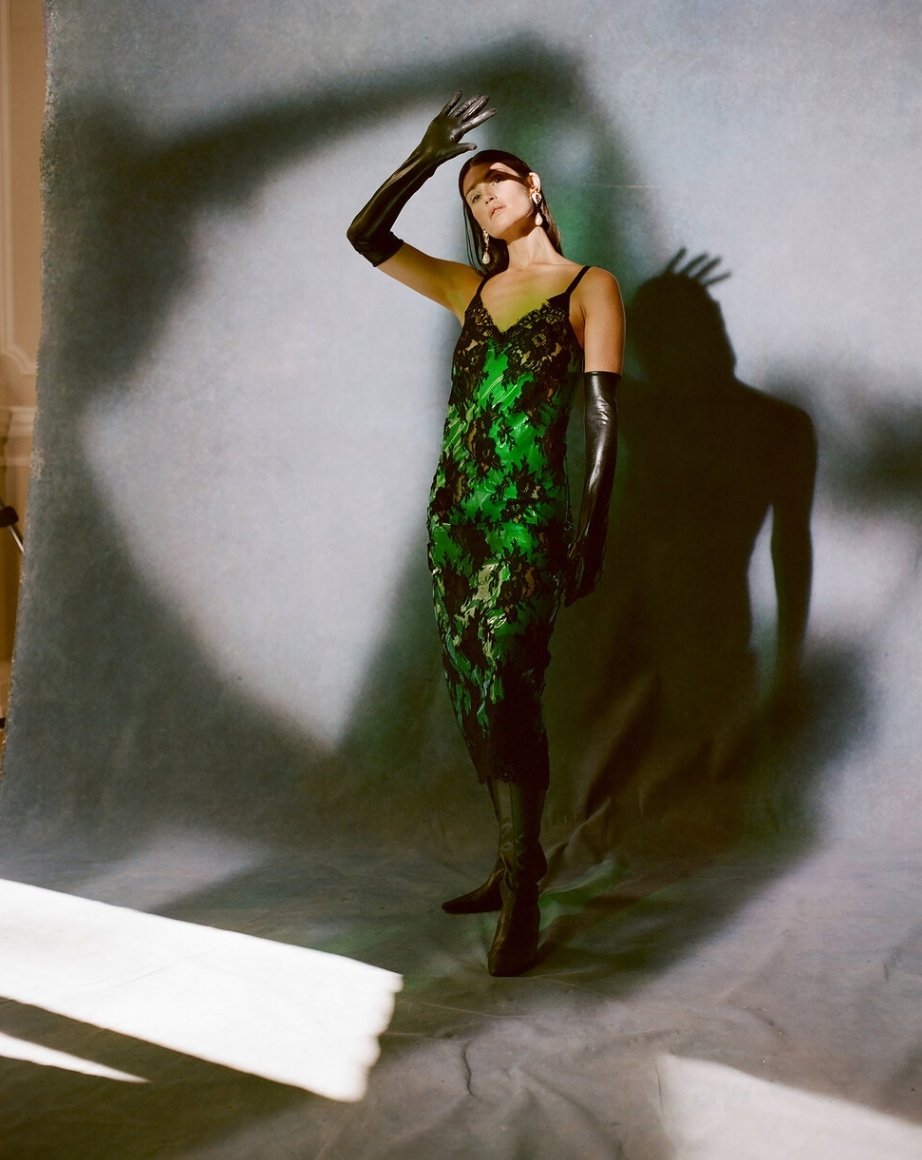 GemmaArtertonIT's tweet photo. #GemmaArterton fotografata da #AlexanderBeer per l'ultimo numero di #TheLaterals

Gemma Arterton by @AlexanderBeer7 for @The_Laterals

[2/2] https://t.co/IyvbWdZyib