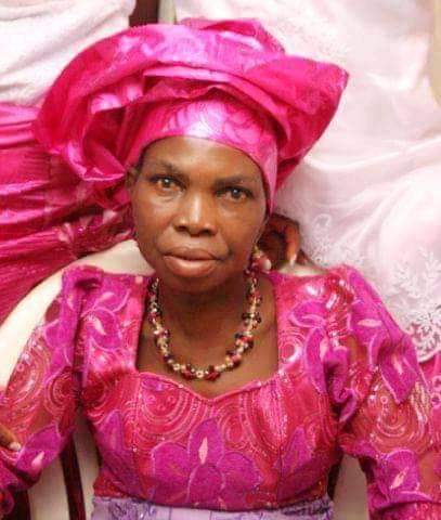 Onochuware's tweet photo. Mummy,
It's been 6 years since you left,
but you never really left, right?
You've always been here, i know.
I see you in Ochuwa
Just like i see dad in Oshioke

For as long as i can remember mum,
you were always by my side,
to give me support.
You taught me to be strong, https://t.co/2DpfY9pN7K