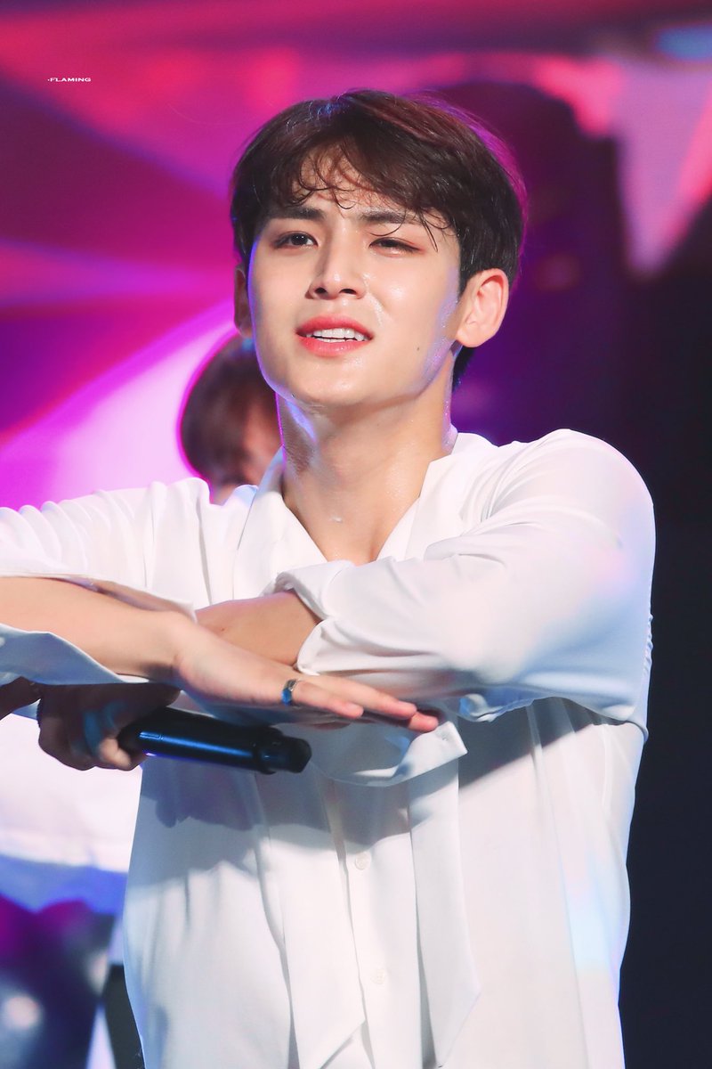 mingyu wearing white — a thread(will update constantly)