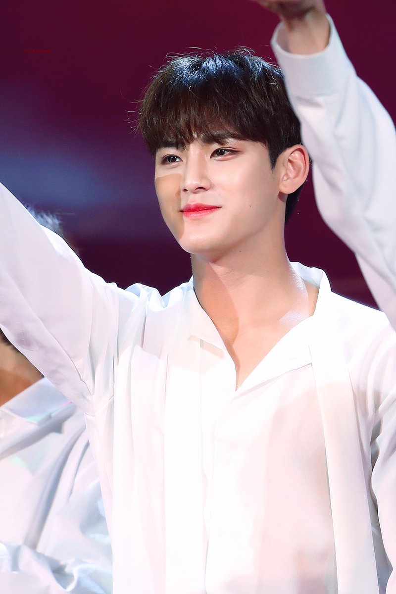 mingyu wearing white — a thread(will update constantly)