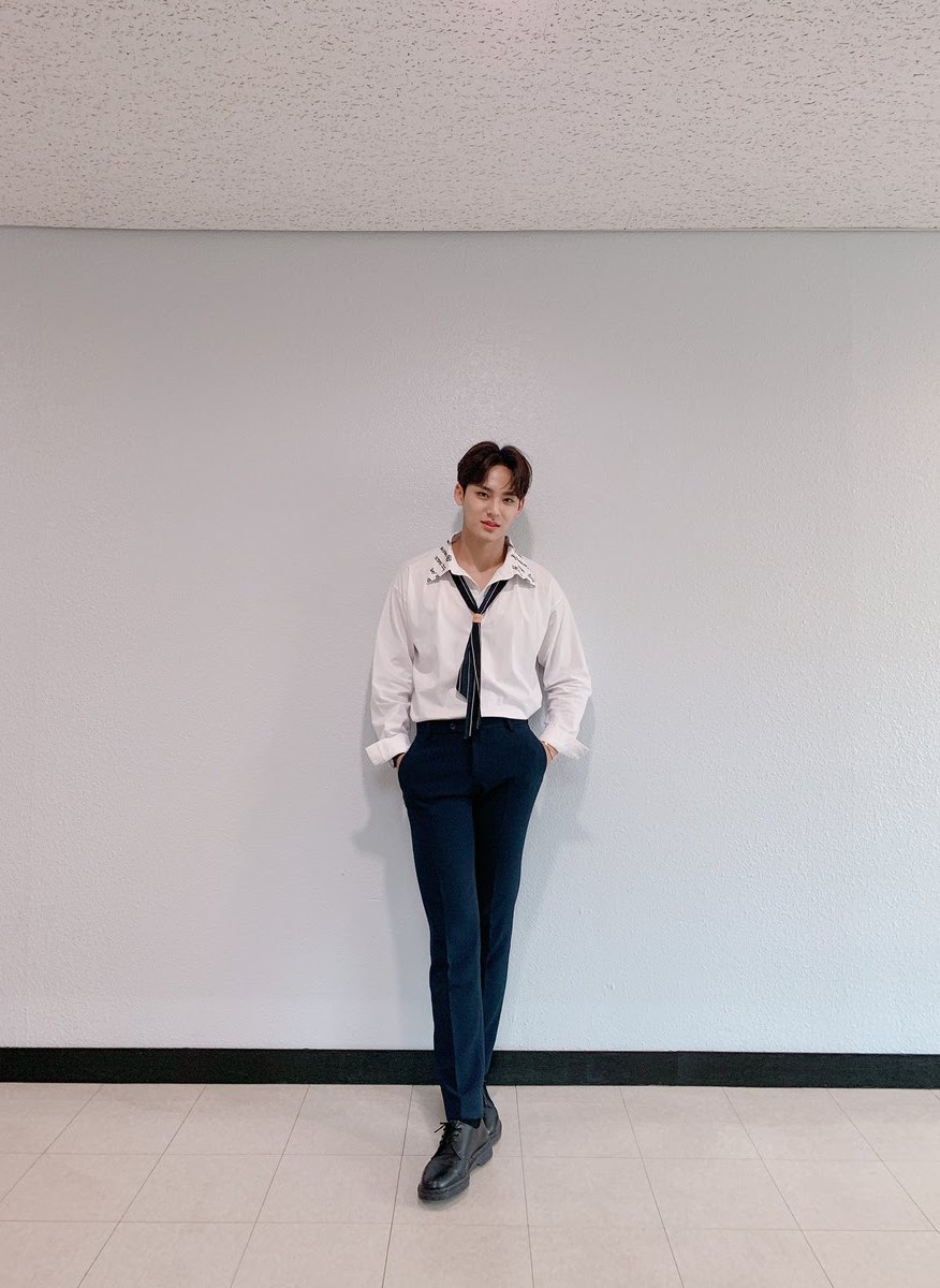 mingyu wearing white — a thread(will update constantly)