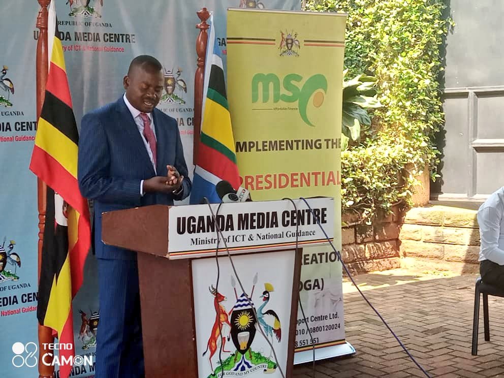 UgandaMediaCent's tweet photo. @KyeyuneKasolo: During the validation exercise for the savings associations, it was established that in different areas from Mukono to Mutukula, Soroti, Serere, Jinja, Kassanda &amp; Masaka, Iganga, Kaliro, Mbale, Lira, Arua a number of savings associations that were set up #Emyooga https://t.co/GlHYJCuK1I