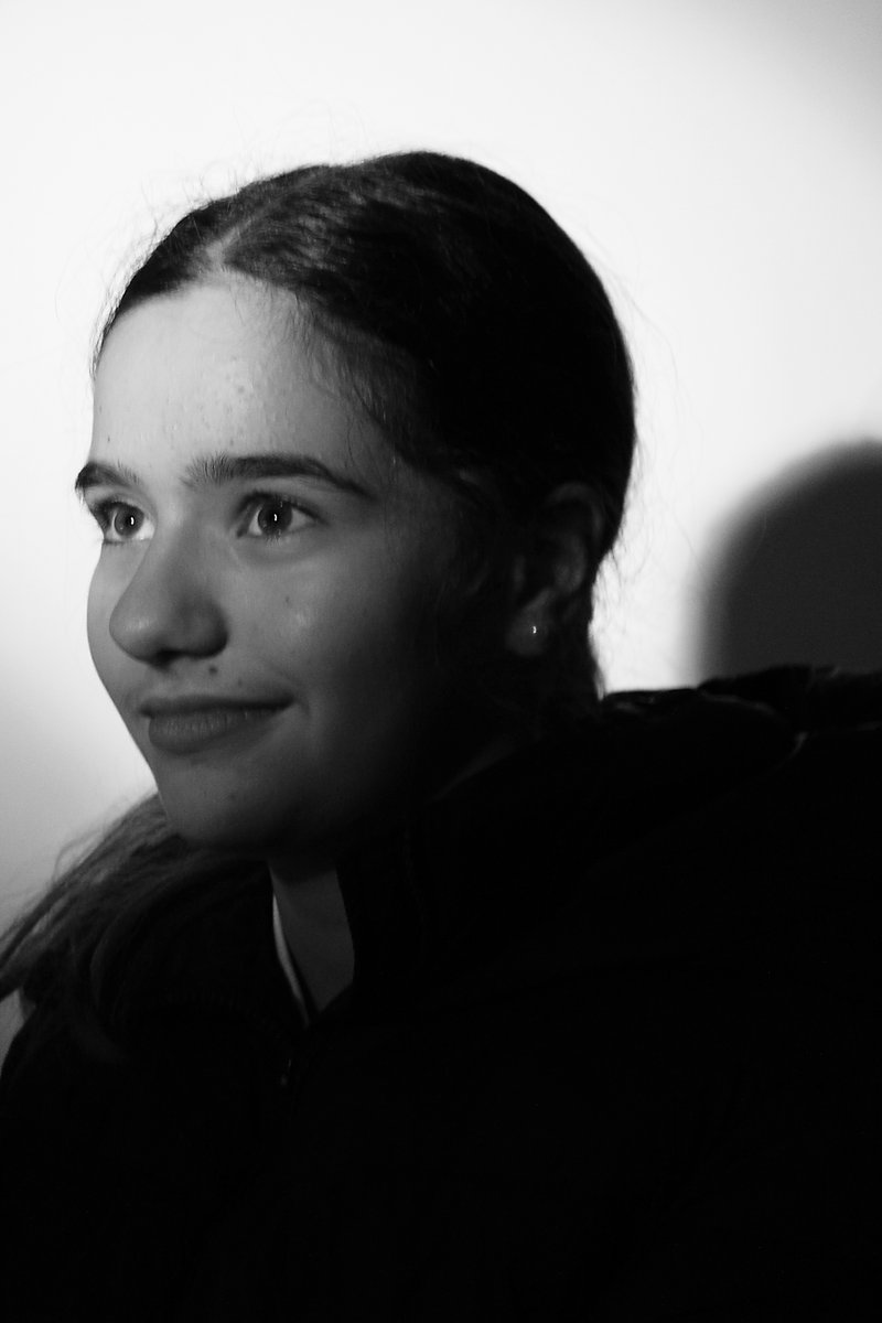 Staugart's tweet photo. Rembrandt inspired dramatic lighting. Exploring studio photography in Photo club @staugustinesp https://t.co/1xc6ZpJjev