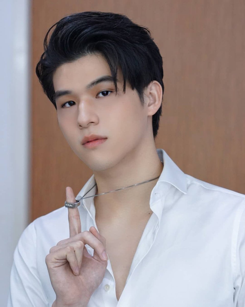 yyewviibjr's tweet photo. สกายหล่อมากจริงๆ 💕

#AISSerenadeClubxSky
#skywongravee https://t.co/bIUqaO9dBa