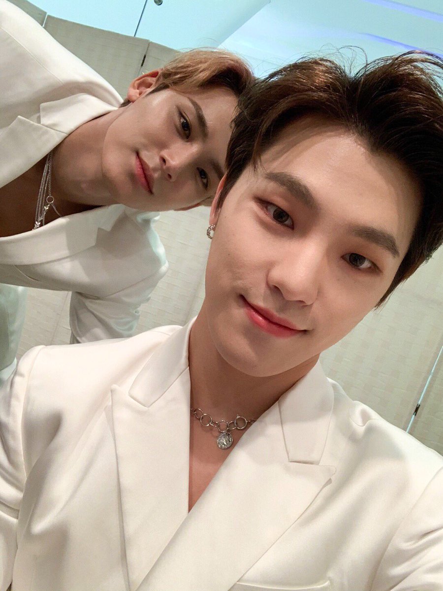 mingyu wearing white — a thread(will update constantly)