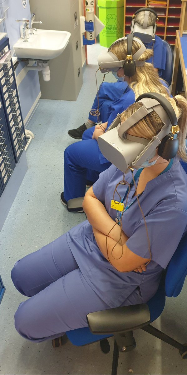 drtimmason's tweet image. Night shift #VirtualSim again
#Asthma 
We discussed:
-Assessing severity 🔍
-Inhalers (with spacer) vs Nebs💨
-Open Qs to the team to get all involved🤲

#LooksLikeTheyAreWaitingForABus 🚍 
@SWSimNetwork @ND_CSimG @HEE_TEL