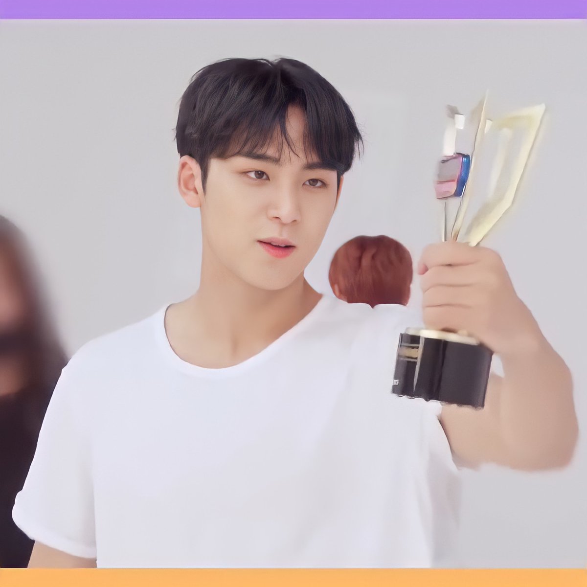 mingyu wearing white — a thread(will update constantly)