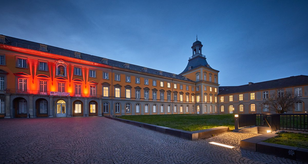  @UniBonn also took part in the  #OrangeTheWorld   action and light up in  to draw attention to  #InternationalDayofViolenceAgainstWomen. Thank you! #TagGegenGewaltAnFrauen  #Bonn You can read more about this initiative below!(c) Volker Lannert/Uni Bonn