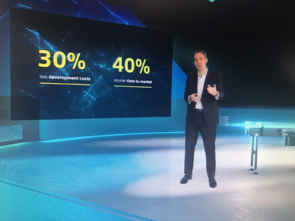 J_S_K's tweet photo. 💡"It´s all about getting more out of #digital data, e.g. with #EdgeComputing " @NeikeCedrik said at #SPSdialog by @siemensindustry. 

Find the keynote here: https://t.co/Qt4aCTj4NY

@Katharina_Lamsa @DirkSchaar @siemensindustry @dagmarbraun16 https://t.co/Rp7xEKh5Z6