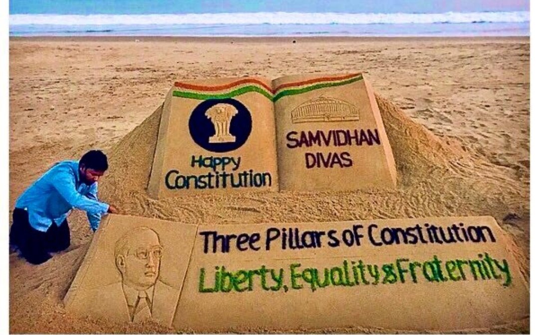 RahbarShafaat's tweet photo. On this day which we celebrate as #ConstitutionDay the greatest living document namely the Indian Constitution was adopted - Tributes to Babasaheb Ambedkar ji , Jai Hind
#ConstitutionDay #constitutionofindia #Constitution_Day #ConstitutionDay2020 https://t.co/djwKHLQdIK