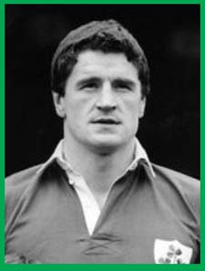 #rugby history Born today 26/11 in 1953 : John O'Driscoll (Ireland) rugby v England in 1980, 1981, 1982, 1983, 1984 https://t.co/aG2IwX0wTU https://t.co/iuFbSOpbFL