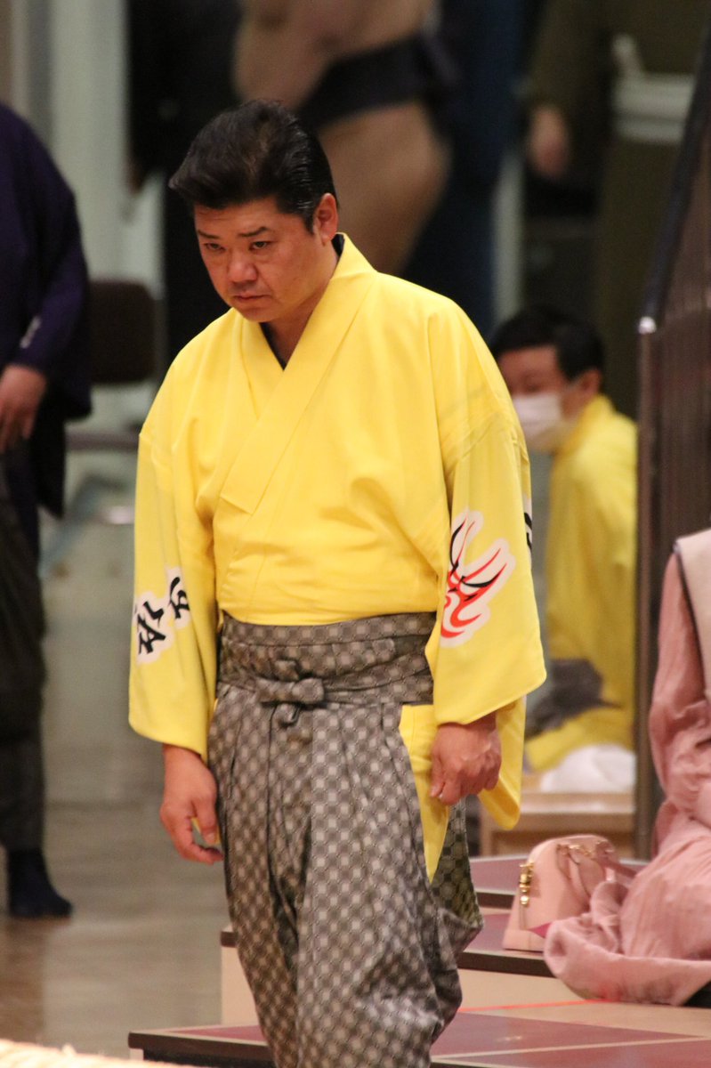 呼出し陽平 呼出し陽平