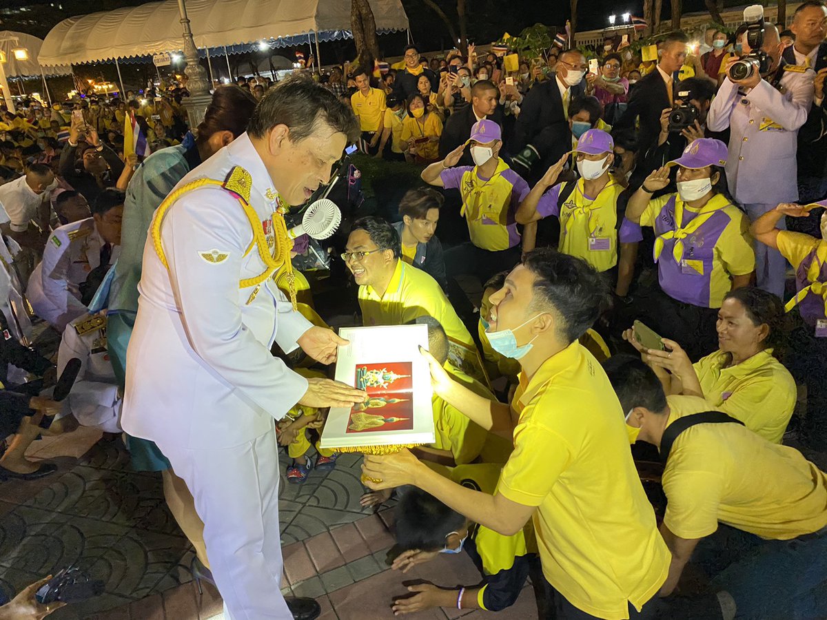 mrun38347739's tweet photo. #ภูมิใจที่ได้รับเสด็จ https://t.co/O7eDl6TuX6