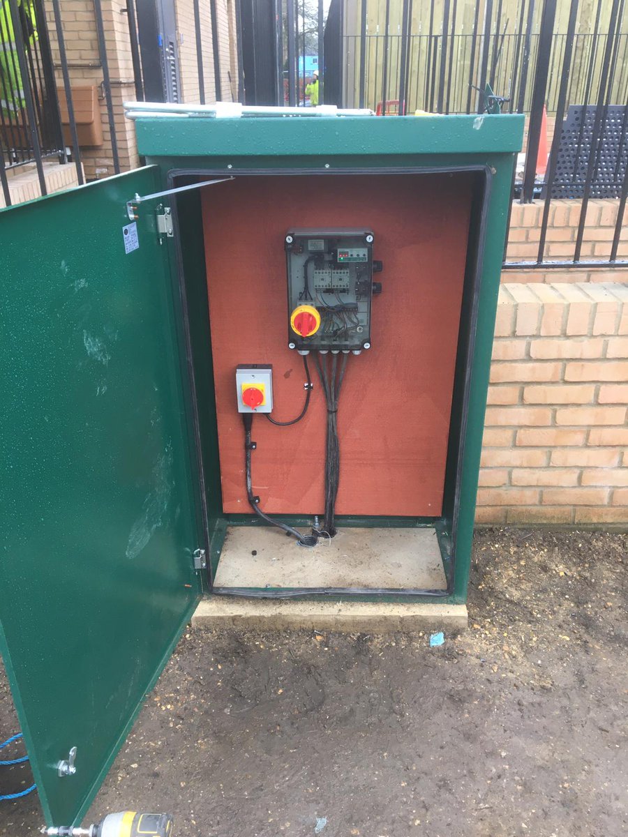 DPandT's tweet photo. Our engineers carry out pump station commissionings on a daily basis to make sure our pump stations operate to the highest standard for our customers!

Contact our team today to have your pump station commissioned, service@dpandt.co.uk or 01159 444474

#dpt #pump #commissioning https://t.co/kYG87zyvIz