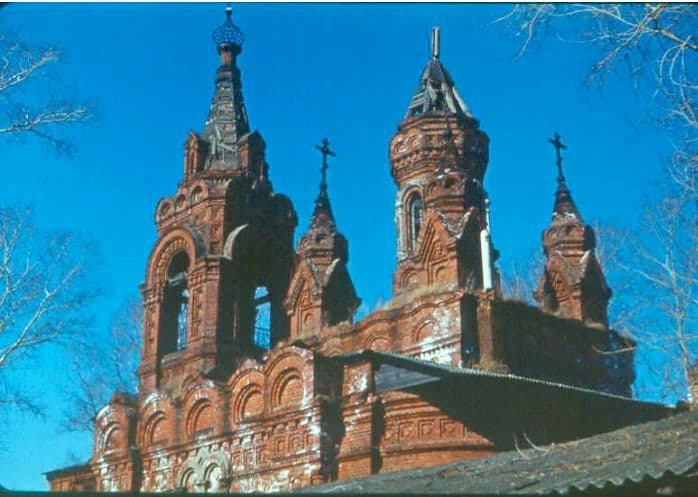 Село Рахманово с деревянной церковью великомученицы Параскевы Пятницы упоминается еще в Писцовых книгах XVI века. Позднее из-за ветхости деревянный храм был разобран. 

#сРахманово #КультурныйПавловскийПосад #история #ПавловскийПосад #нашеПодмосковье
