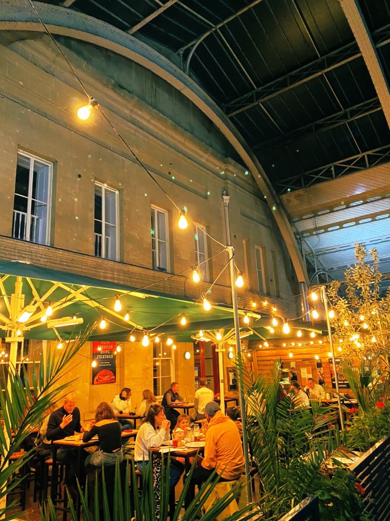 🍕🍹🍺 It's Tier 2 from Weds folks. What that means:

✅ Festive alfresco vibes
✅ Tables of 6 max (mixed households/bubbles permitted)
✅ Alcohol only served with food
✅ Last orders 10pm
✅ Table service 

We look forward to seeing you for plenty of pizza &amp; good times 😊
