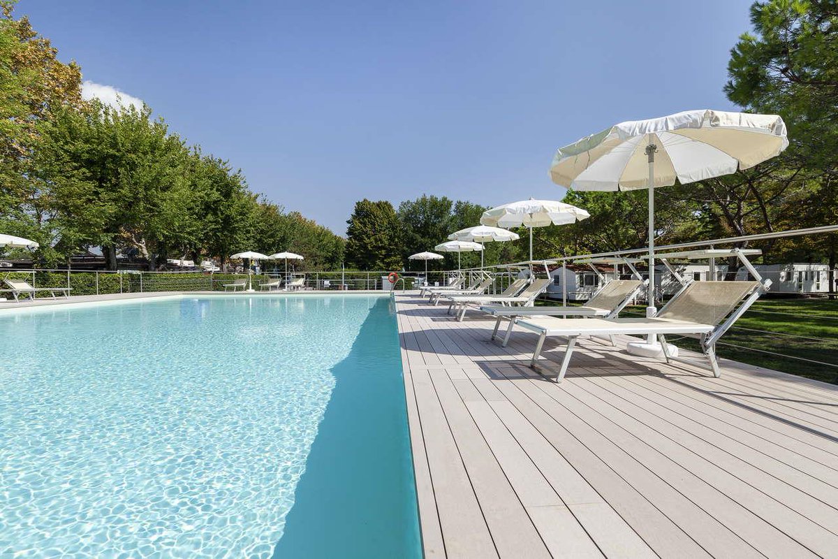 CampingDirect's tweet image. Ce dont on aurait bien besoin en ce moment 😊
#jeudiphoto

📷 Camping Fusina