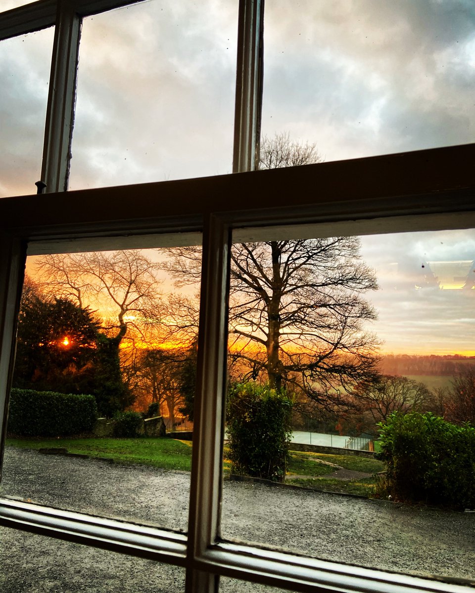 VicZurakowski's tweet photo. Classroom morning views and Thanksgiving! I have a lot to be grateful for this year! #thanksgiving2020 #practicegratitude #goodmorning #begrateful #studyuk #morninginspiration #classroomview #englishteacher @FulneckSchool https://t.co/0O1q2IiKHg