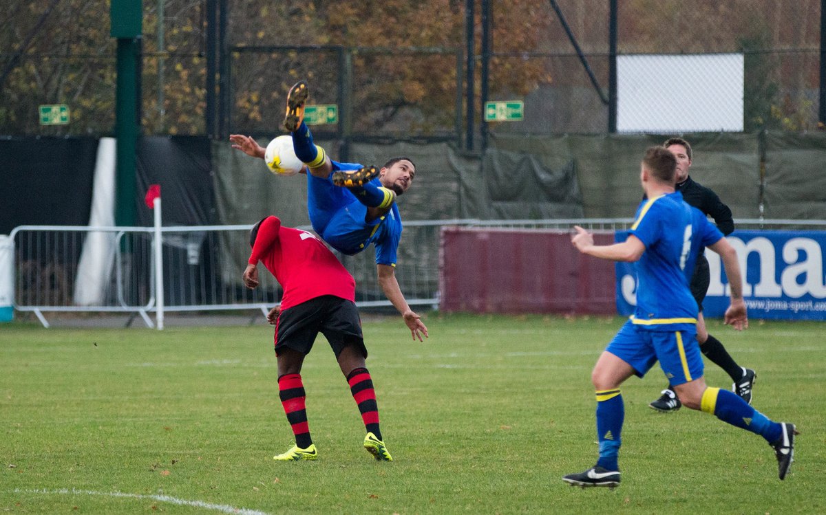 official_scrfc's tweet photo. Scoring was completed in stoppage time with Campbell notching his second.

Line up: 
Bradshaw; Bogle, Bedding, Davies, Cousins; Robinson, Holden, Mead (Blowers), Gjoni (Emery); Campbell, Fernandez (Auletta) https://t.co/to3sfZWAKb
