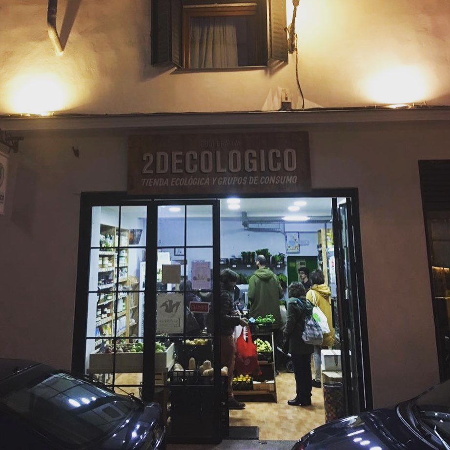 2decologico's tweet photo. Este sábado 28 ponemos punto y final a nuestra aventura en Noviciado, 9. Porque 2D a partir de ahora será LA OSA, el supermercado cooperativo y participativo de Madrid norte. Síguenos en https://t.co/tBGap98JAV https://t.co/wNwGhkrtLM