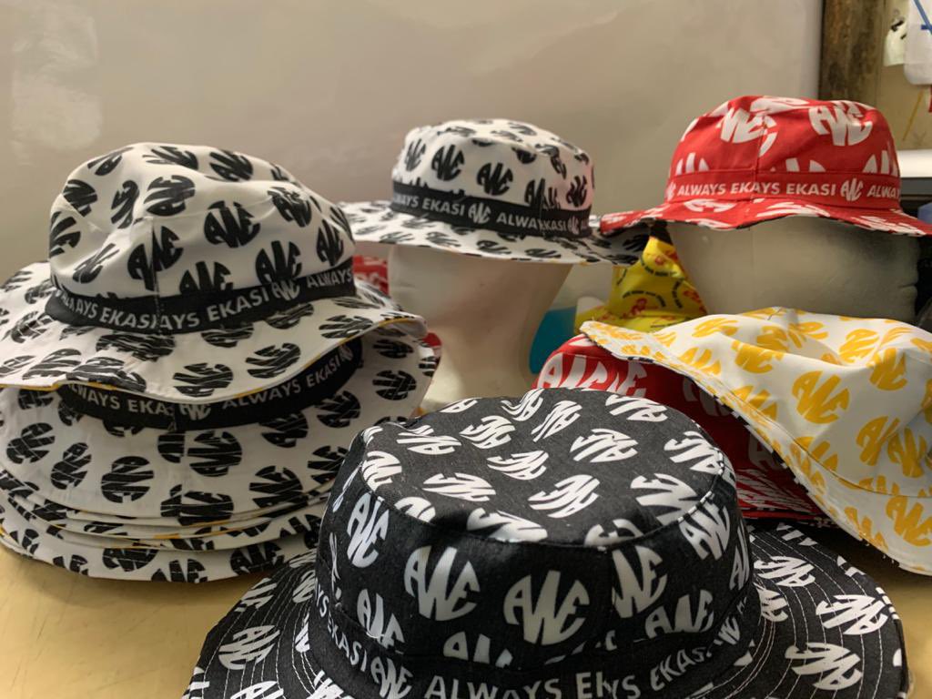 Ken24_Graphix's tweet photo. Custom-made, Custom-Print , Custom-Fabric, Custom-Design. The bucket list is complete... #BucketHats #customised #TheDigitalSeamster https://t.co/qeSAOuPYV6