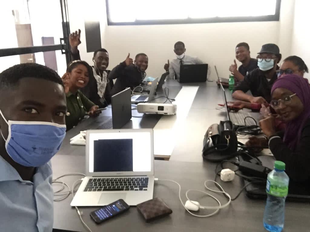 d4eteam's tweet image. Senegalese🇸🇳 participants following the event. 💪💪💪#ABCsenegal2020 #FinalEvent