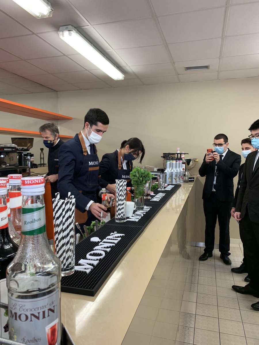 LA SEMAINE DU GOUT® (@semainedugout) on Twitter photo #Chefsdedemain Atelier Apprendre à construire son offre boisson en restauration pour tous les moments de la journée avec Stéphane Moesle. Les dernières tendances du monde à suivre en live 
🙏 @MONIN
#Rencontredeschefsdedemain #Chefsdedemain Atelier Apprendre à construire son offre boisson en restauration pour tous les moments de la journée avec Stéphane Moesle. Les dernières tendances du monde à suivre en live 
🙏 @MONIN
#Rencontredeschefsdedemain
