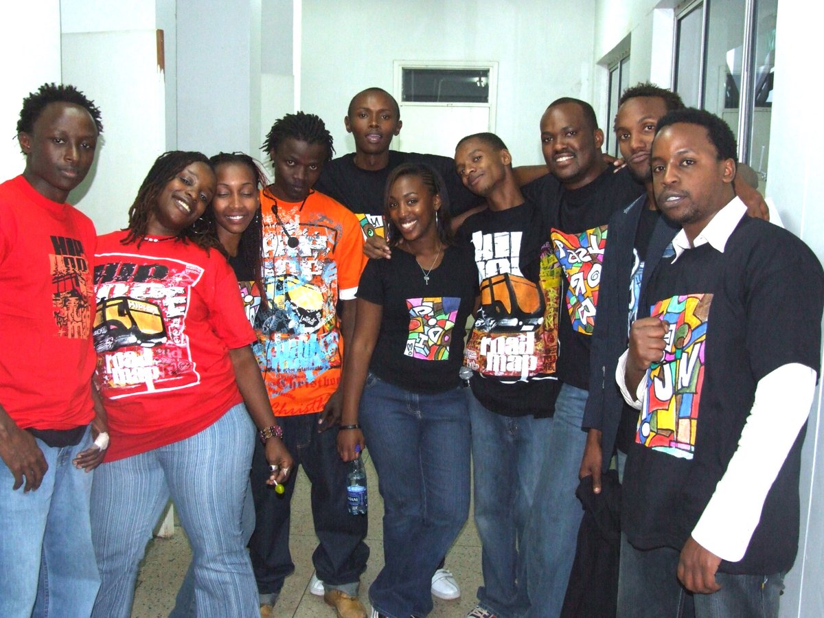 astarthelight's tweet photo. #HipHope didn't just have rappers! There was also Dee, now known as @amayonde #Cii #DJVic, producer extraordinaire #Blackman to name but a few. @Bupeh also joined in as a rapper! https://t.co/57z3bskSqc