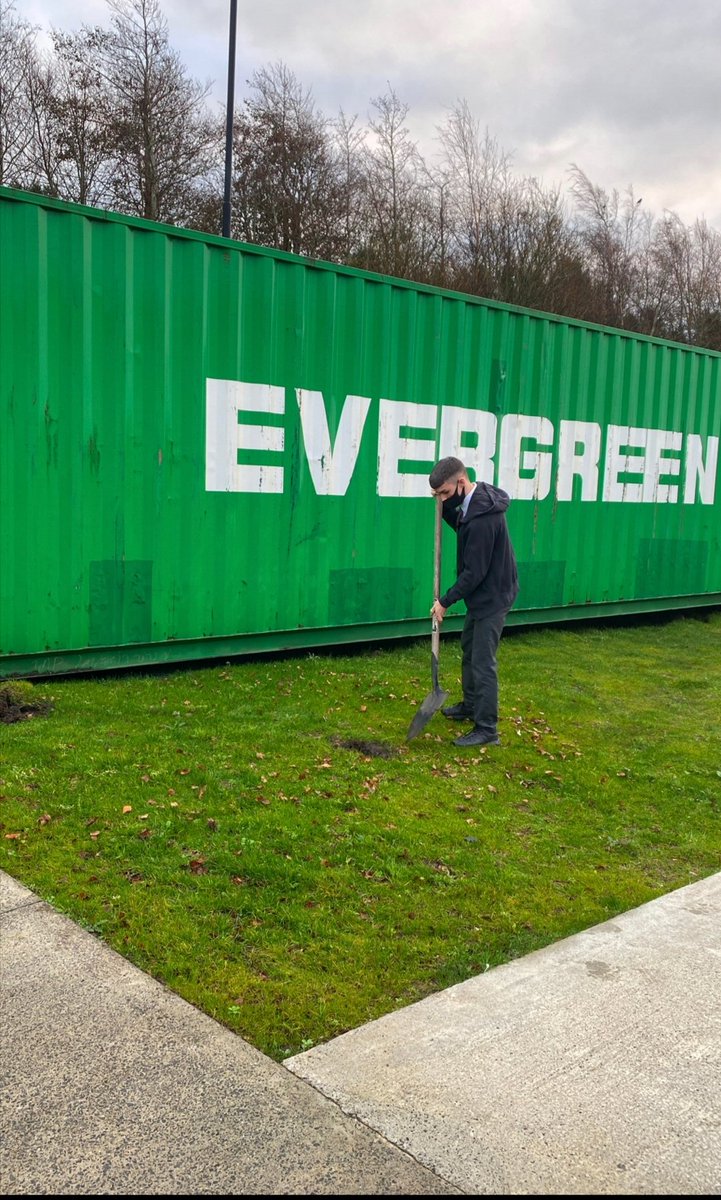 muinteoircasey's tweet image. @ClaregalwayColl leaving cert geography classes planted their legacy tree this morning 🌴 as apart of #geoweek #cbc #legacytree #planttreessaveearth