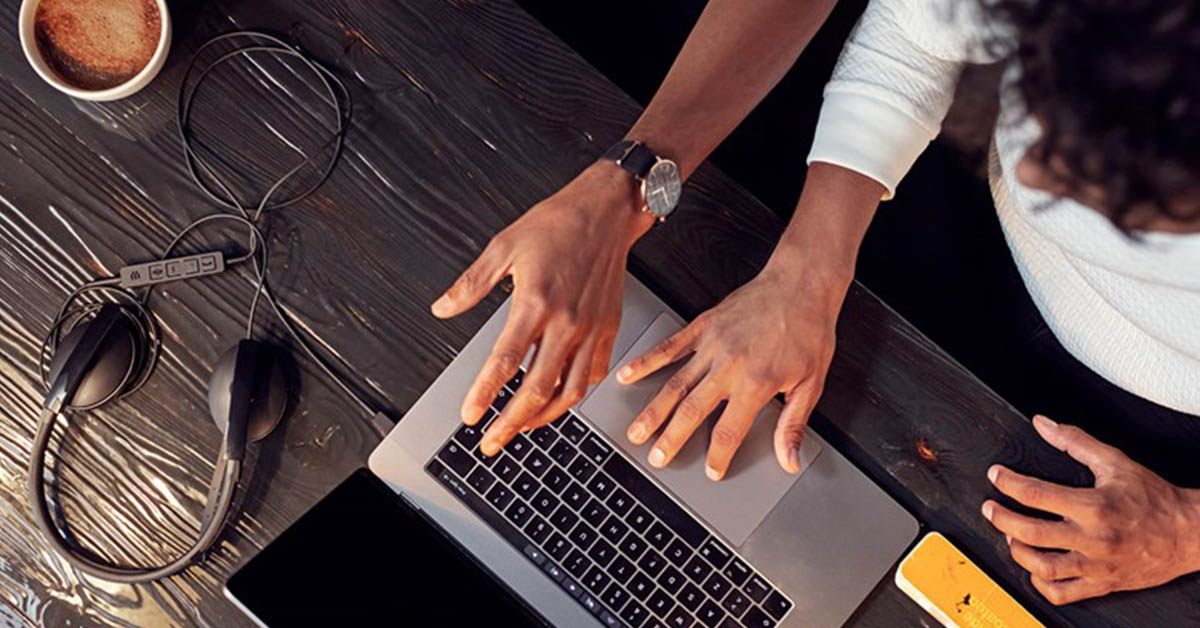 TheHeadsetStore's tweet image. Corded USB headsets are an easy way to get great audio when working from a laptop. Simply plug in &amp;amp; away you go.

Perfect for Teams, Zoom, Media and more.

headset-store.co.uk/corded-usb-a-h… 

#remotework #workingfromhome #business #headsets