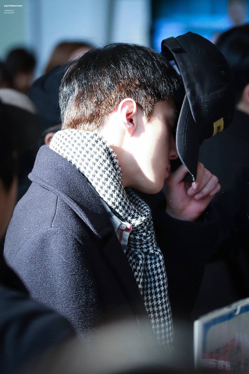 picsehuns's tweet photo. baby was tired and sleepy 🥺
#세훈 #SEHUN https://t.co/rweogYprYx