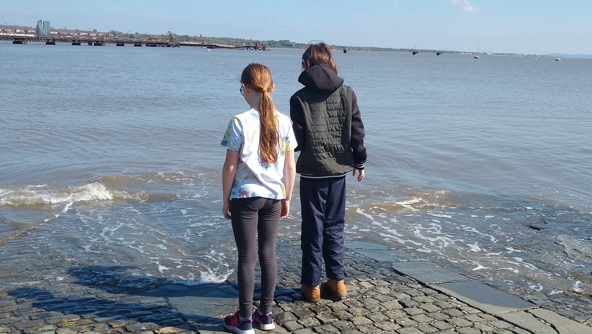 WirralWhiskers's tweet photo. Today it is my eldest child's birthday! He is 14 now.
He doesn't like photos being taken so this is one of the best I have.
#beautifulwirral #wirral #liverpool #photography #wirralcoast #coastline #birthdayboy #grumpyteenager https://t.co/6YbnVgXsOm