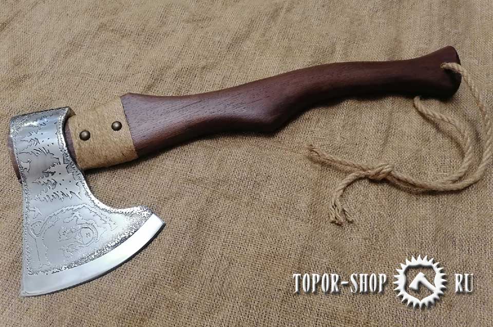 toporshop's tweet photo. Топор Хозяин Леса с силой медведя. Сейчас мы Вас обрадуем новинкой. На бошке мы нанесли изображение морды медведя, который выходит из чащи леса.
https://t.co/4rpru9jPvz
#ХозяинЛеса #ТопорищеДуб #СилаМедведя #Медведь #ПрофессиональнаяЗаточка #ToporShop https://t.co/rHM7HixOuE