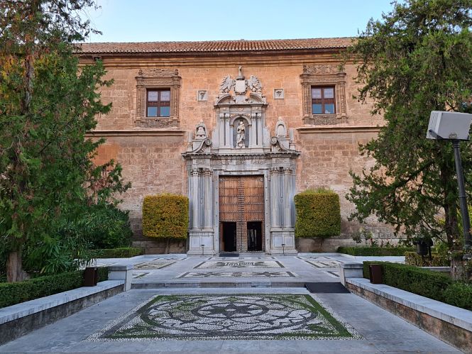 NoticiasGr's tweet photo. Más Granada denuncia que la Junta de Andalucía "adeuda más de 50 millones a la UGR"
@MasGranada
#GranadaEsNoticia https://t.co/YL5yt6Xcez https://t.co/EHIm4VrLSM