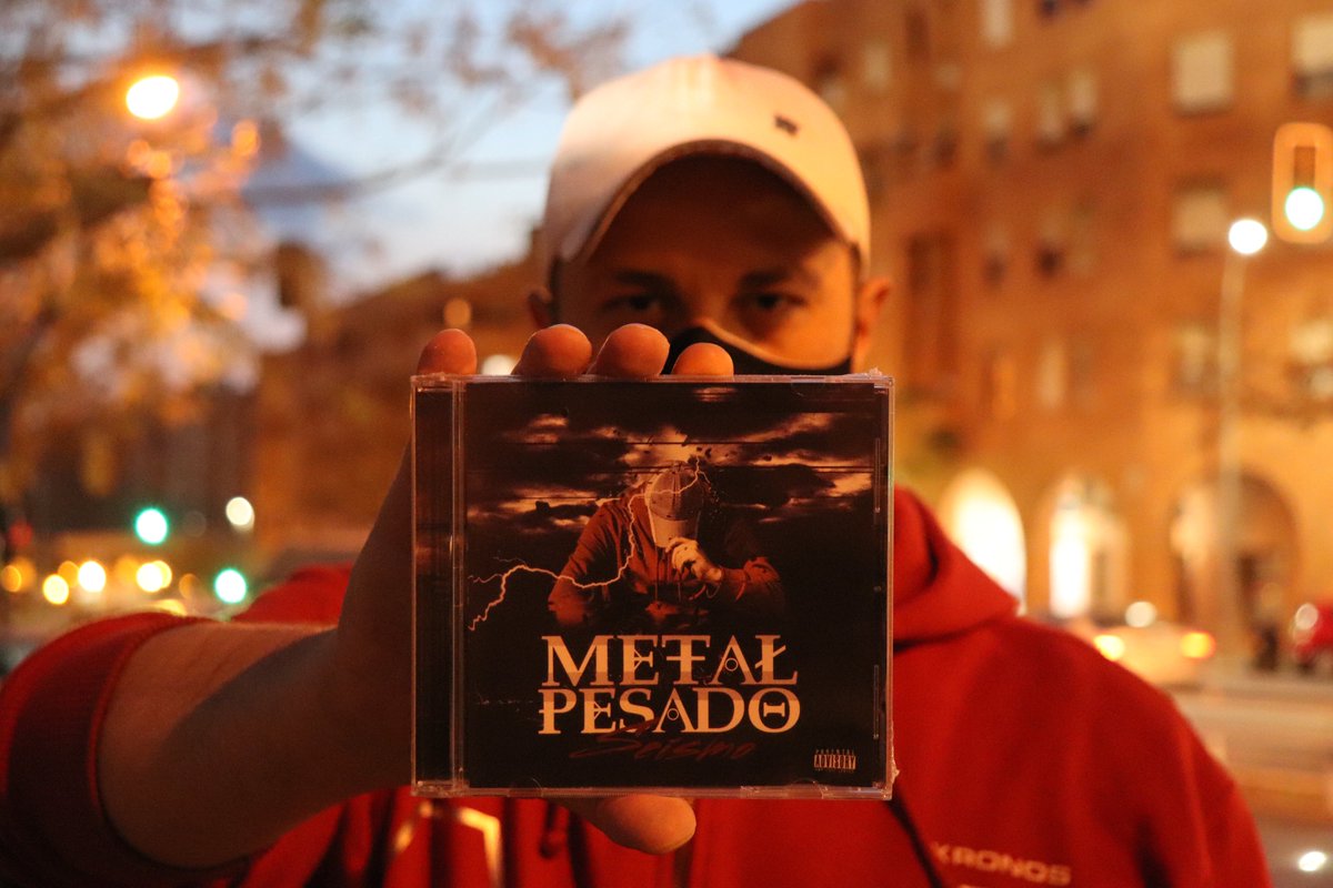 metalpesadorap's tweet photo. Hoy mi último disco "Seísmo" cumple un año. Sólo decir que estoy muy satisfecho con lo que ha dado de sí éste trabajo.
Te gustó el disco? Tienes algún tema o videoclip preferido? https://t.co/jYgA3g0joU