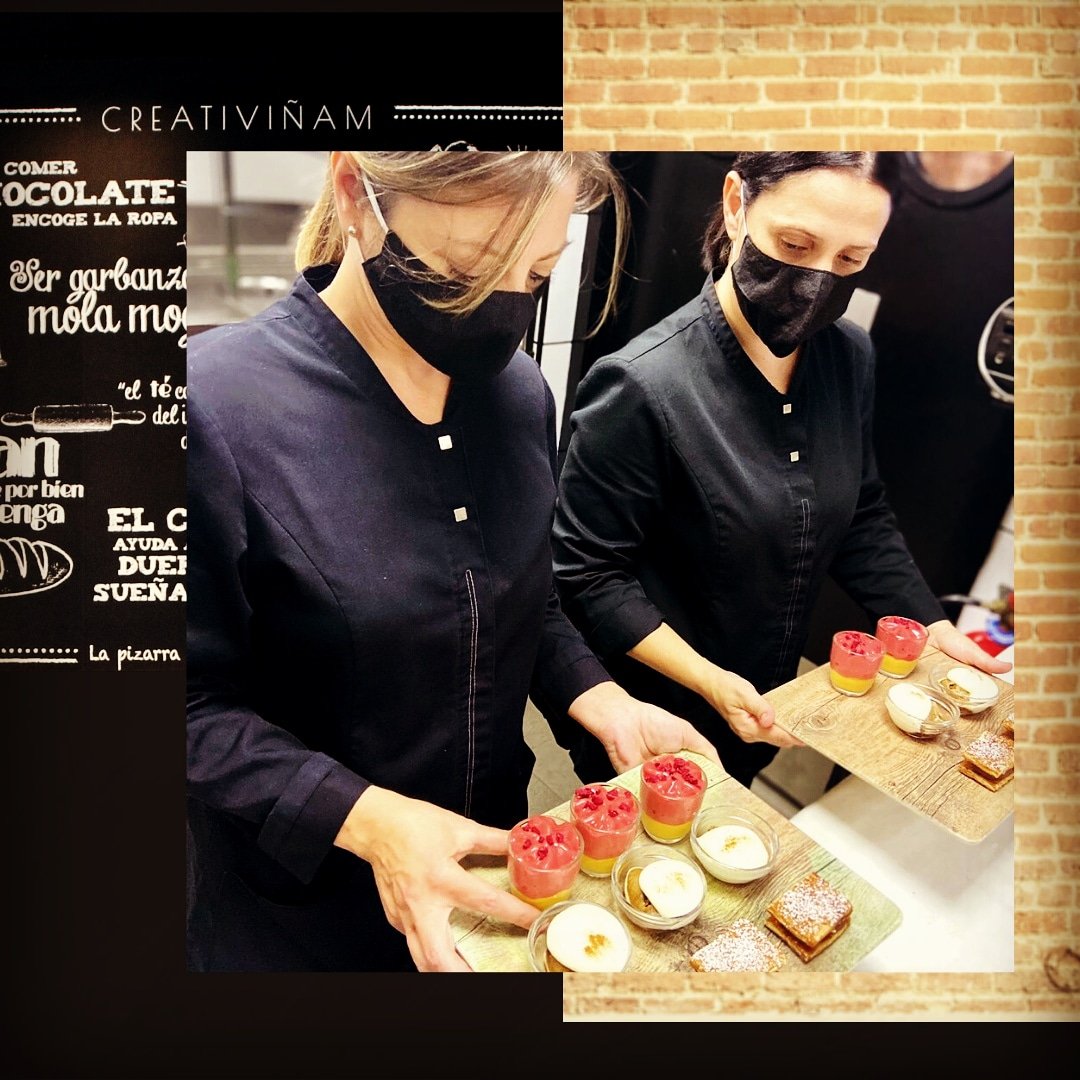 La bomba final de nuestros menús. Postres variados que  pueden ir acompañados con una diversidad de vinos dulces o licores artesanos de diferentes puntos de la península#endulzatuvida
#postres 
#restaurantesdevalencia 
#restauranteciro 
#ciro
#campanar
#creativiñam 
#Gastronomia