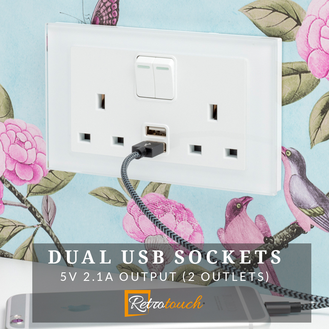 The Crystal USB double socket brings functionality and style to any room.

retrotouch.co.uk/plug-sockets/c…

#retrotouch #crystalrange #renovation #usb #switch #designerswitches #electricalhardware #electricalaccessories #accessories #luxurydecor #luxuryaccessories #interiordesign