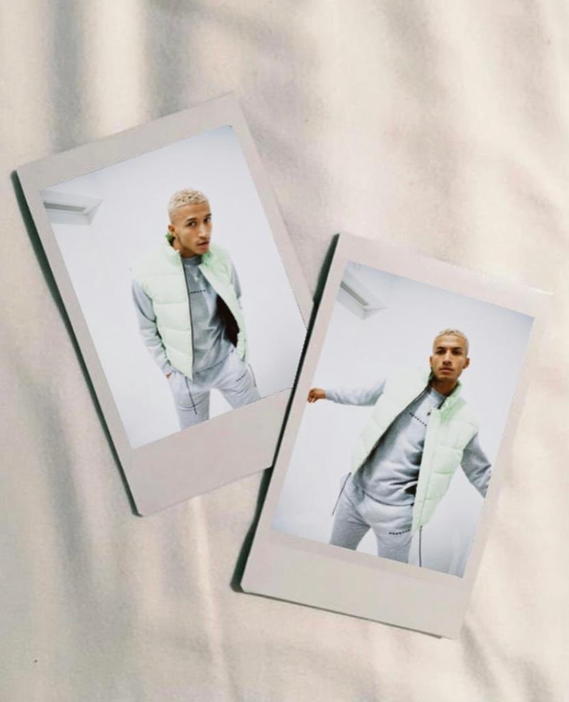 🚨 UP TO 70% OFF ONLINE 🚨
 
🌩 Black Friday flash sale now live 🌩

📲 bit.ly/2Ta4sOr #BeAMennace