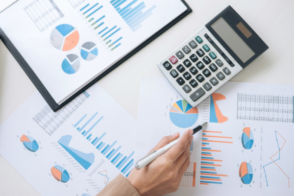 'Forecasting in a time of uncertainty - 7 tips to help you budget' Read our latest guest blog from Cranfield volunteer Stuart Walker ➡️ bit.ly/35pa3Yi #forecast #forecasting #finance #charities #charitysector