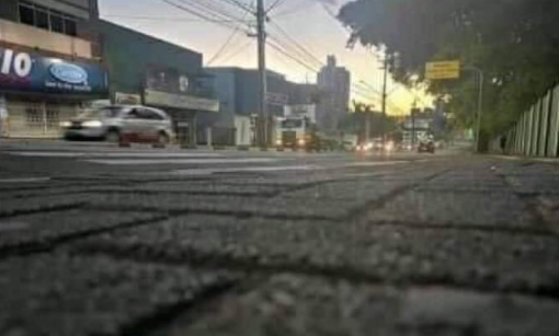 zoadass0's tweet photo. assim é a visão do mundo das meninas com menos de 1.60 de altura https://t.co/bDl1FFTxb4