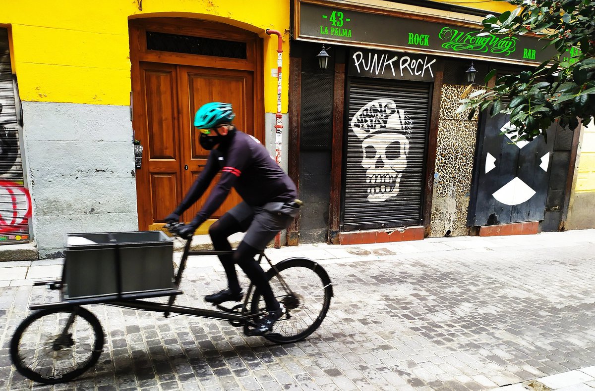 Las bicis de Madrid.
#lasbicisdelosjueves
#bicicletas
#bike
@svmchamberi
@enbicipormadrid
@gira_madridu https://t.co/OTv27oNL34