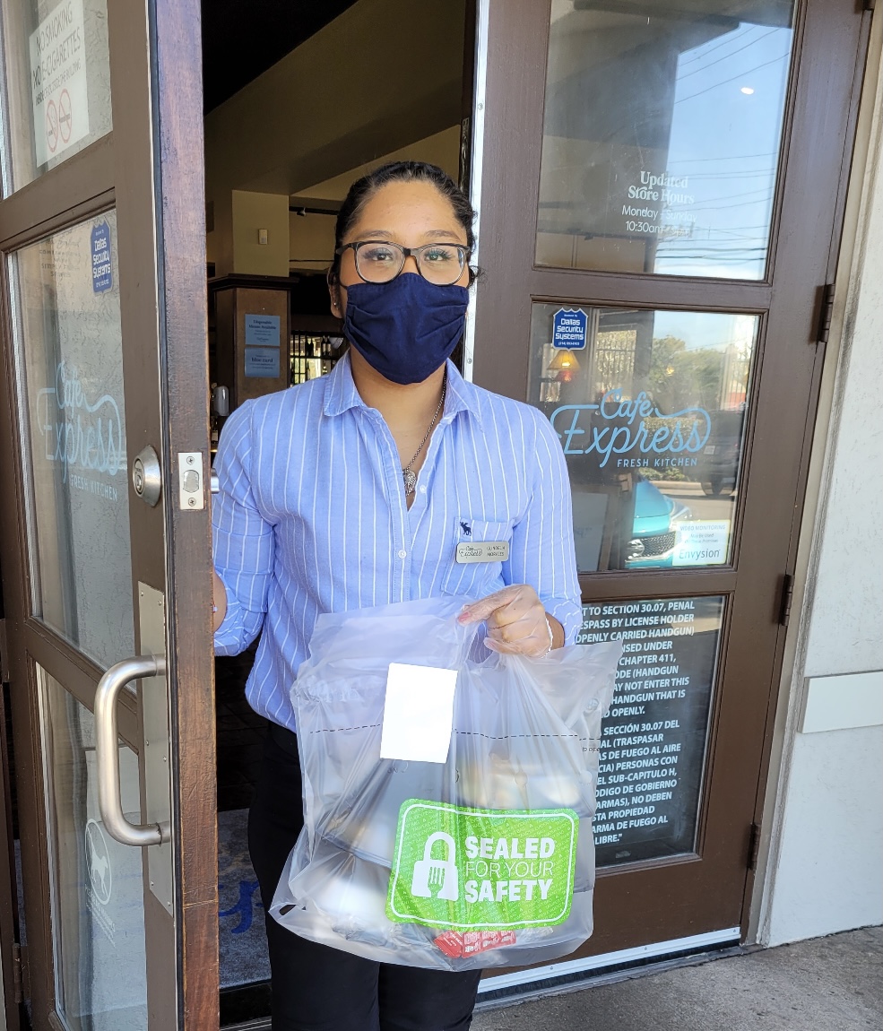 CafeExpress's tweet image. Happy Thanksgiving from our family to yours. We are incredibly thankful for our guests and our team who get the chance to serve the community each day.  

Our restaurants are closed for the holiday and we will be back open at 10:30am tomorrow. 

#thanksgiving #houstonrestaurants