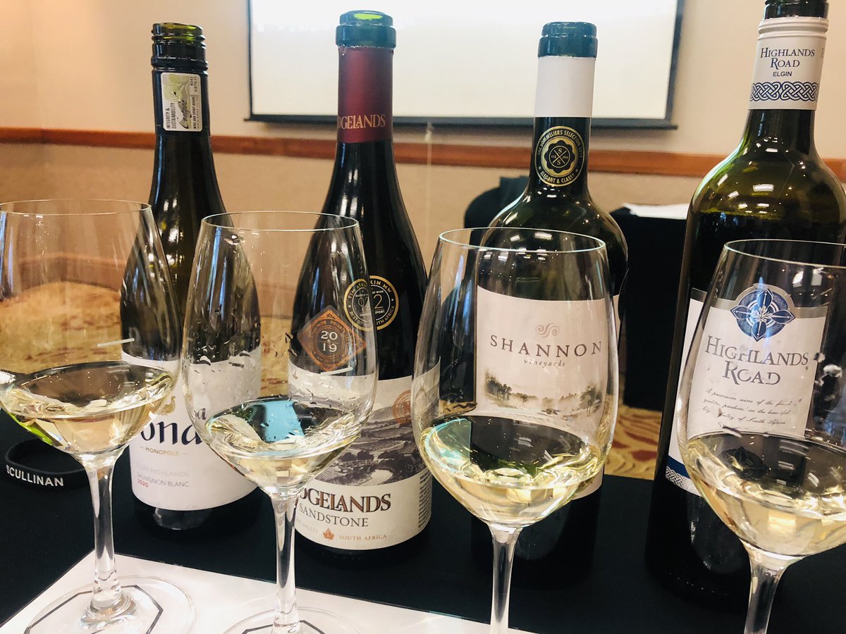 Cool white wines from <a href="/ExperienceElgin/">Experience Elgin</a> 🍷❤️