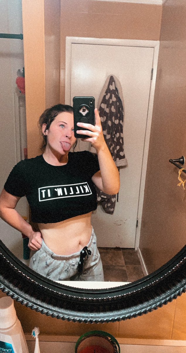 kaceyyyy7's tweet photo. It’s the mirror selfie’s for me 🥴 https://t.co/acRxfDl5zN