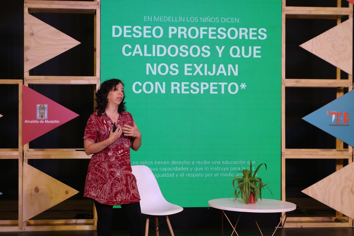 movamedellin's tweet photo. 📣 #EnVivo en el #TEC2020 contamos con la intervención de María Adelaida Arango, coordinadora de Procesos Educativos del @MAMmedellin. Conversamos sobre el programa La Ciudad de los Niños y el impacto que éste ha tenido en la ciudad.
Sigue la transmisión➡️ https://t.co/wEQp3poA8Y https://t.co/VVX7vkrKY6