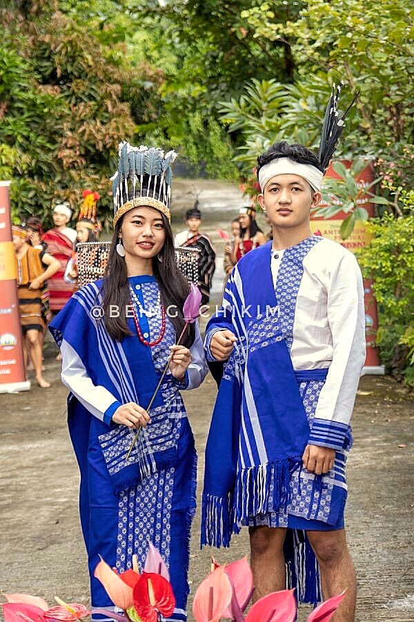being_chikim's tweet photo. Ralte Traditional Attire
The Raltes mainly divided themselves into 4 clans namely – Kawlni, Siakeng, Khelte and Lelhchhun.
#Ralte #Raltetraditionaldress https://t.co/eQKUUCMhDa