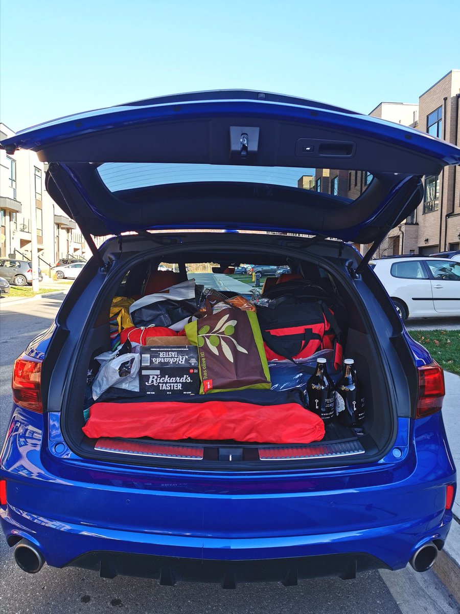 MoVernie's tweet photo. After folding the 3rd row seats down in this #AcuraMDXASPEC, it creates even more storage space & easily suck in all of our belongings and cottage supplies.
Follow along on our journey to a cottage stay.
#travelsafely #safetyfirst
#storagespace #trunkspace @AcuraCanada https://t.co/SzReDOVoHL
