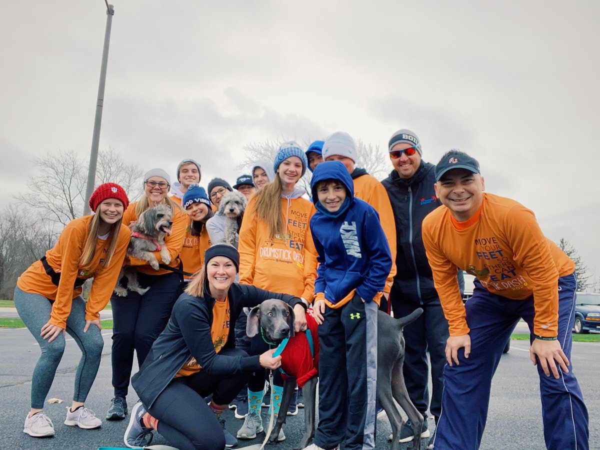 claire_scahill's tweet photo. 2020 has been a challenging year, but we can’t lose sight of all of the blessings in life. We are thankful for the opportunity to get together, even if its in a different location this year! #VirtualDrumstickDash #ADashOfThanks https://t.co/fNi4iLrASN